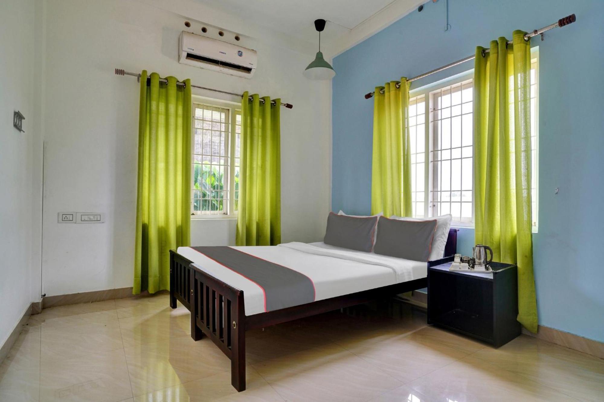 Collection O 81026 Suqoon Premium Stays Kochi Exterior photo
